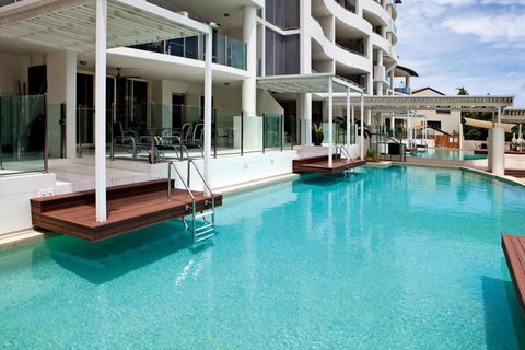 Waters Edge Apartment Cairns - Lismore Accommodation 0