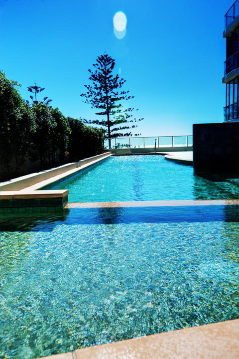 Reflection On The Sea - Lismore Accommodation 23
