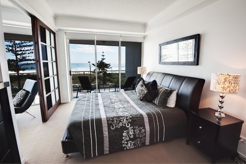Reflection On The Sea - Lismore Accommodation 41