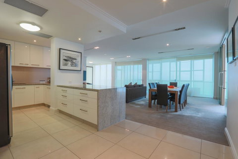 Reflection On The Sea - Lismore Accommodation 13