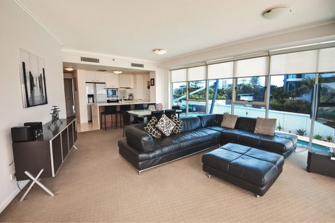 Reflection On The Sea - Lismore Accommodation 39