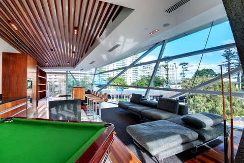 Reflection On The Sea - Lismore Accommodation 21