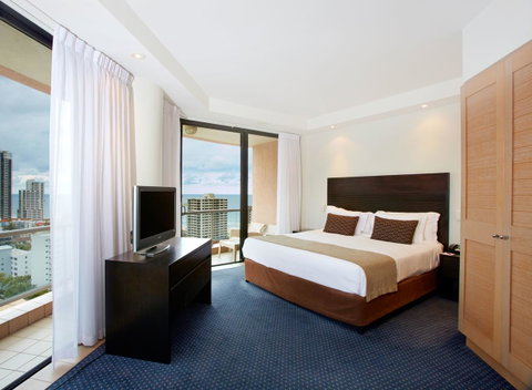 Crowne Plaza Surfers Paradise, An IHG Hotel - Lismore Accommodation 28