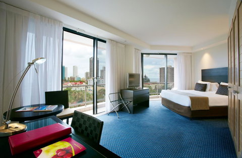 Crowne Plaza Surfers Paradise, An IHG Hotel - Lismore Accommodation 2