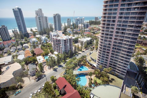 Crowne Plaza Surfers Paradise, An IHG Hotel - Lismore Accommodation 24