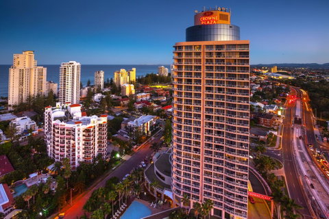 Crowne Plaza Surfers Paradise, An IHG Hotel - Lismore Accommodation 3