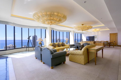 Crowne Plaza Surfers Paradise, An IHG Hotel - Lismore Accommodation 44