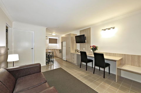 Smart Motels Bert Hinkler - Lismore Accommodation 31