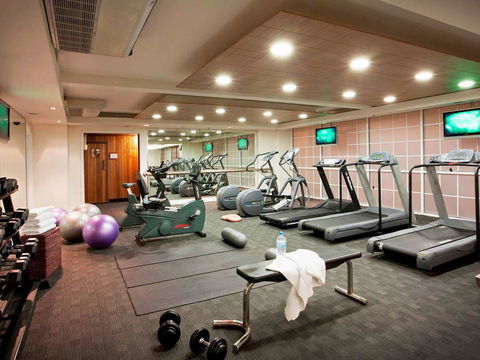 Pullman Cairns International - Lismore Accommodation 34