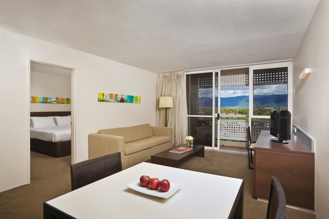 Cairns Harbourside Hotel - Lismore Accommodation 13
