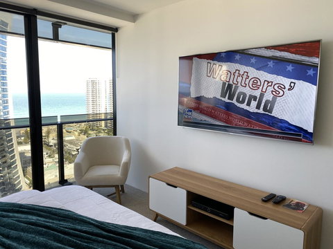 Circle On Cavill 2, 3, 4 & 5 Bedroom SkyHomes & SUB PENTHOUSES By Gold Coast Holidays - Lismore Accommodation 12