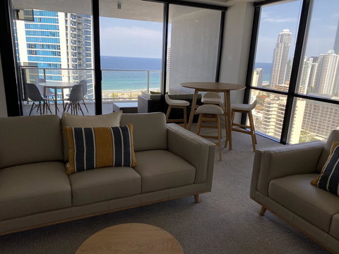 Circle On Cavill 2, 3, 4 & 5 Bedroom SkyHomes & SUB PENTHOUSES By Gold Coast Holidays - Lismore Accommodation 8