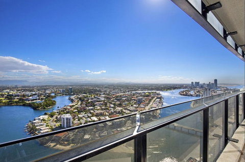 Circle On Cavill 2, 3, 4 & 5 Bedroom SkyHomes & SUB PENTHOUSES By Gold Coast Holidays - Lismore Accommodation 44