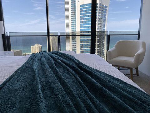 Circle On Cavill 2, 3, 4 & 5 Bedroom SkyHomes & SUB PENTHOUSES By Gold Coast Holidays - Lismore Accommodation 13