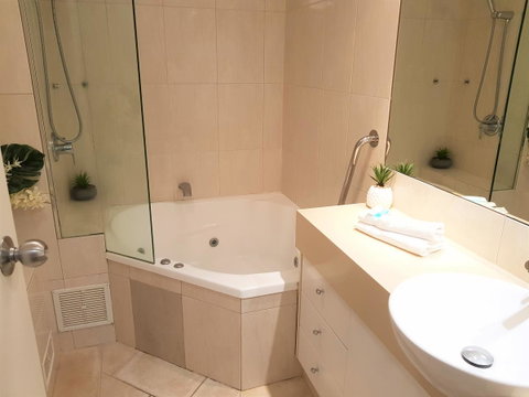 Gemini Court Holiday Apartments - Lismore Accommodation 41