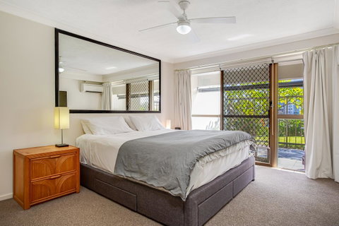 Gemini Court Holiday Apartments - Lismore Accommodation 10