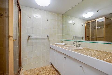 Gemini Court Holiday Apartments - Lismore Accommodation 8
