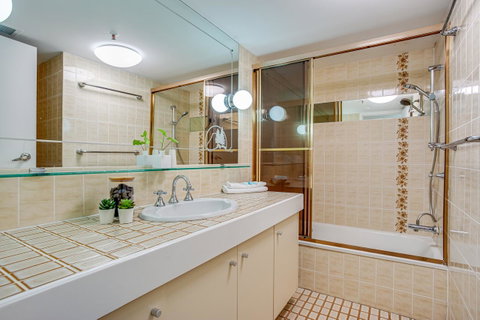 Gemini Court Holiday Apartments - Lismore Accommodation 11