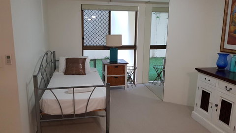 Gemini Court Holiday Apartments - Lismore Accommodation 14