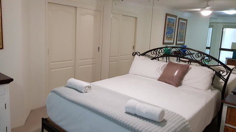 Gemini Court Holiday Apartments - Lismore Accommodation 15