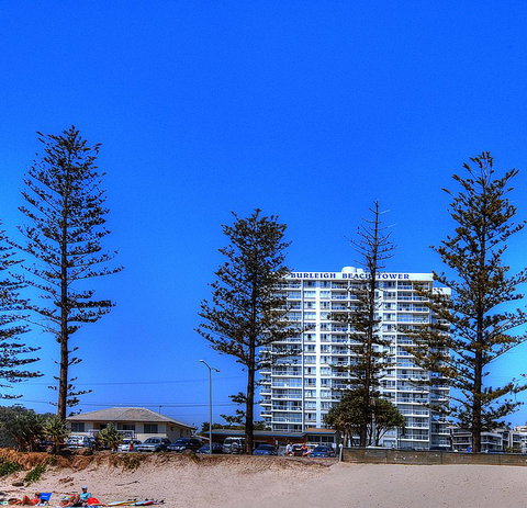 Burleigh Beach Tower - Lismore Accommodation 8