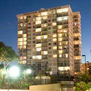 Burleigh Beach Tower - Lismore Accommodation 16