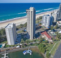 Capricorn One Beachside Holiday Apartments - Official - Lismore Accommodation