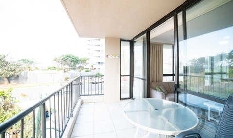 Capricorn One Beachside Holiday Apartments - Official - Lismore Accommodation 2