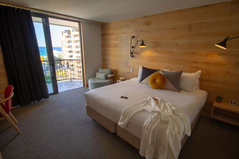 The Island Gold Coast - Lismore Accommodation 20