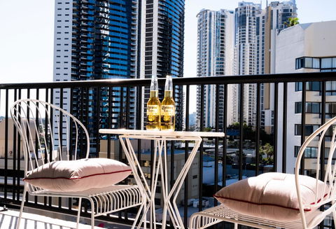 The Island Gold Coast - Lismore Accommodation 5