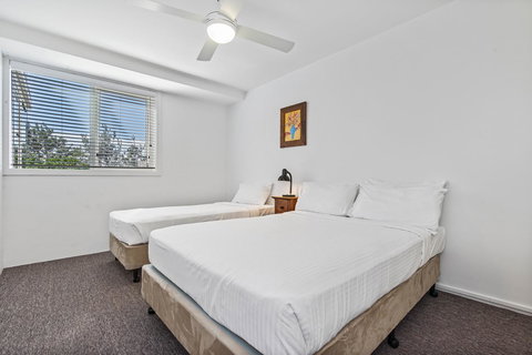 84 The Spit Holiday Apartments - Lismore Accommodation 1