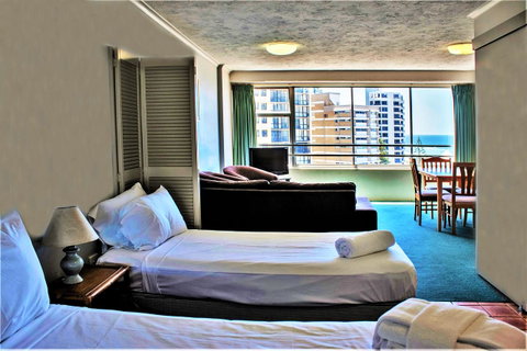 Equinox Resort - Lismore Accommodation 11