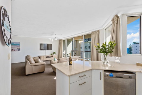 Rainbow Commodore Coolangatta - Lismore Accommodation 34