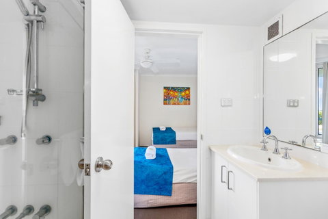 Rainbow Commodore Coolangatta - Lismore Accommodation 28