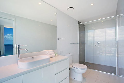 Number 1 H Residences - WiFi, Parking & More By Gold Coast Holidays - Lismore Accommodation 6