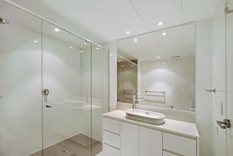 Number 1 H Residences - WiFi, Parking & More By Gold Coast Holidays - Lismore Accommodation 12