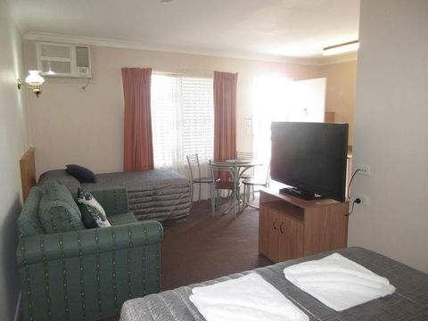 Riviera On Ruthven - Lismore Accommodation 4