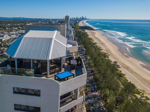 Burleigh Esplanade Apartments - Lismore Accommodation 9