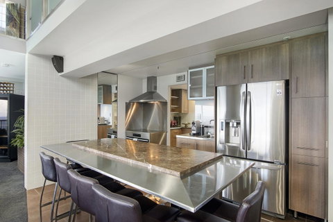 Burleigh Esplanade Apartments - Lismore Accommodation 18