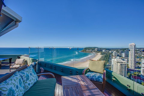 Burleigh Esplanade Apartments - Lismore Accommodation 4