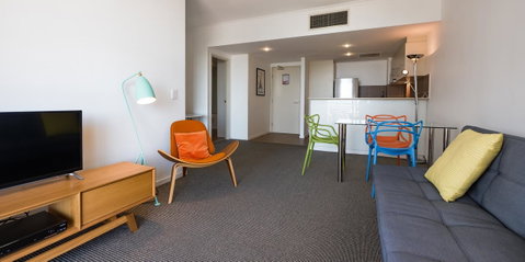 Swell Resort Burleigh Heads - Lismore Accommodation 11