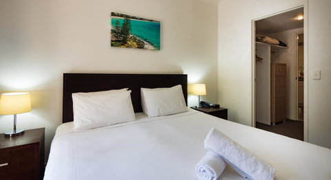 Swell Resort Burleigh Heads - Lismore Accommodation 38