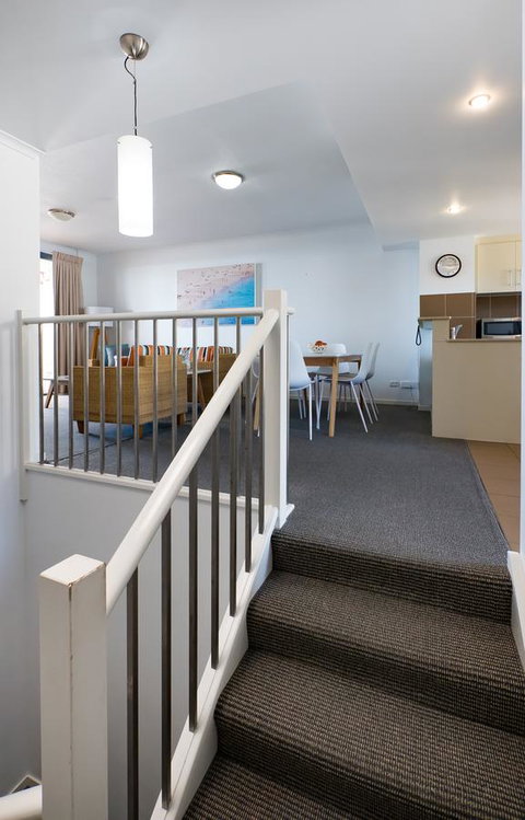 Swell Resort Burleigh Heads - Lismore Accommodation 27