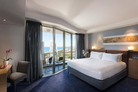 Sofitel Gold Coast Broadbeach - Lismore Accommodation 3