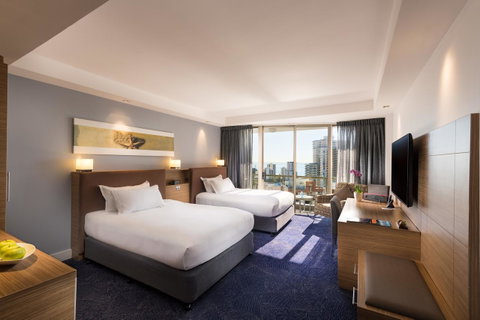 Sofitel Gold Coast Broadbeach - Lismore Accommodation 20