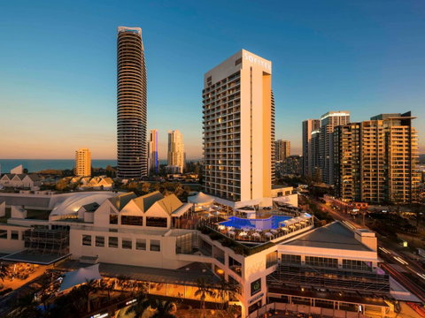 Sofitel Gold Coast Broadbeach - Lismore Accommodation 1