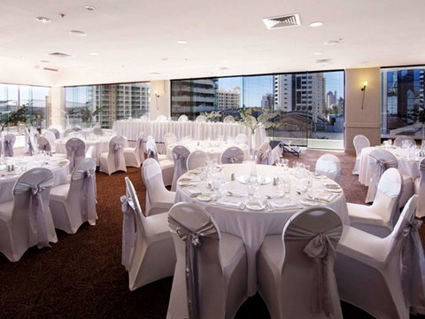 Sofitel Gold Coast Broadbeach - Lismore Accommodation 36