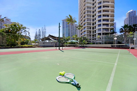 Genesis Apartments By Gold Coast Premium - Lismore Accommodation 24