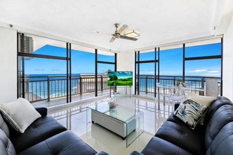 Beachcomber Holiday Apartment - Lismore Accommodation 0
