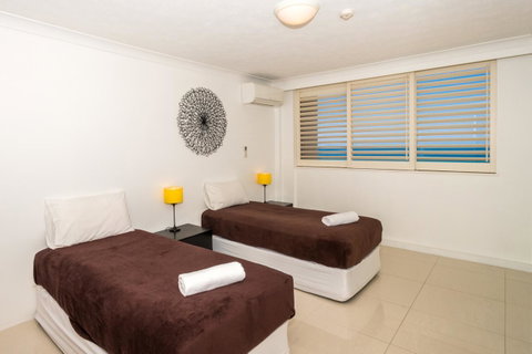 Breakers North Absolute Beachfront Apartments - Official - Lismore Accommodation 26